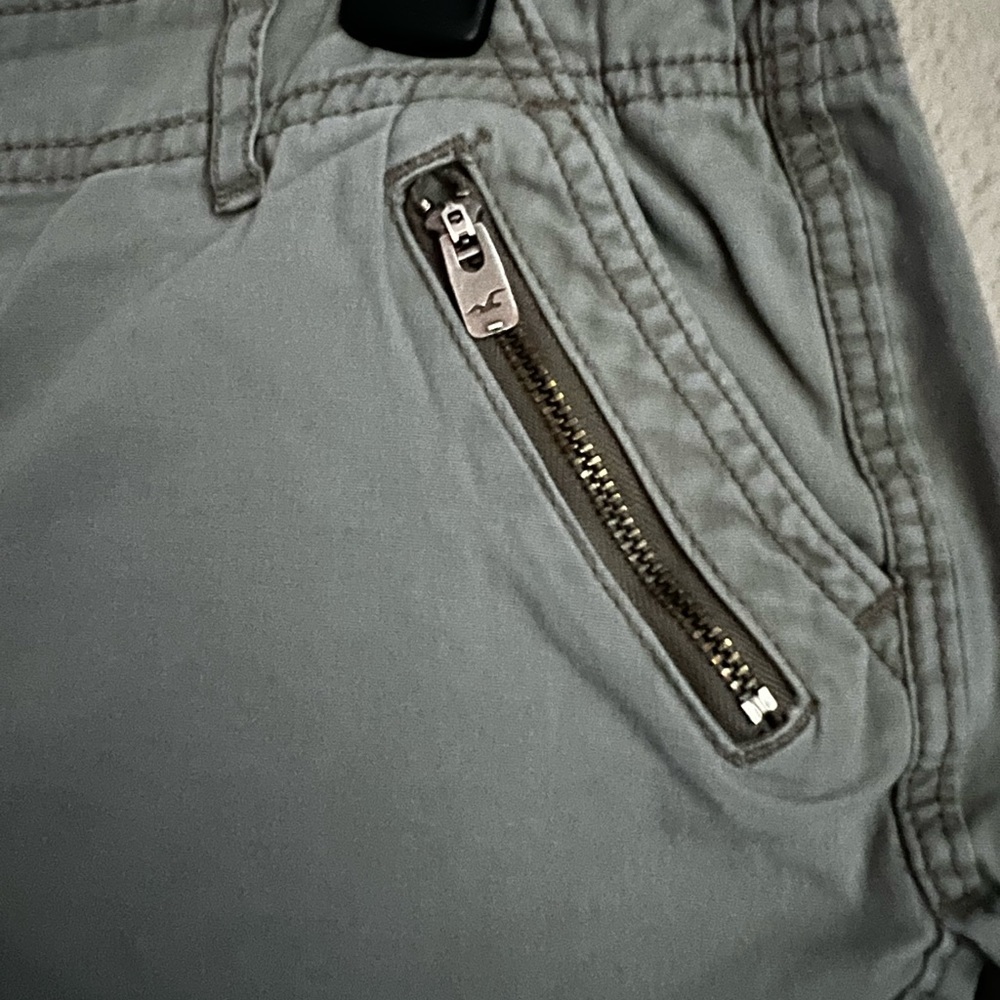 Light Green shorts - Picture 3 of 3
